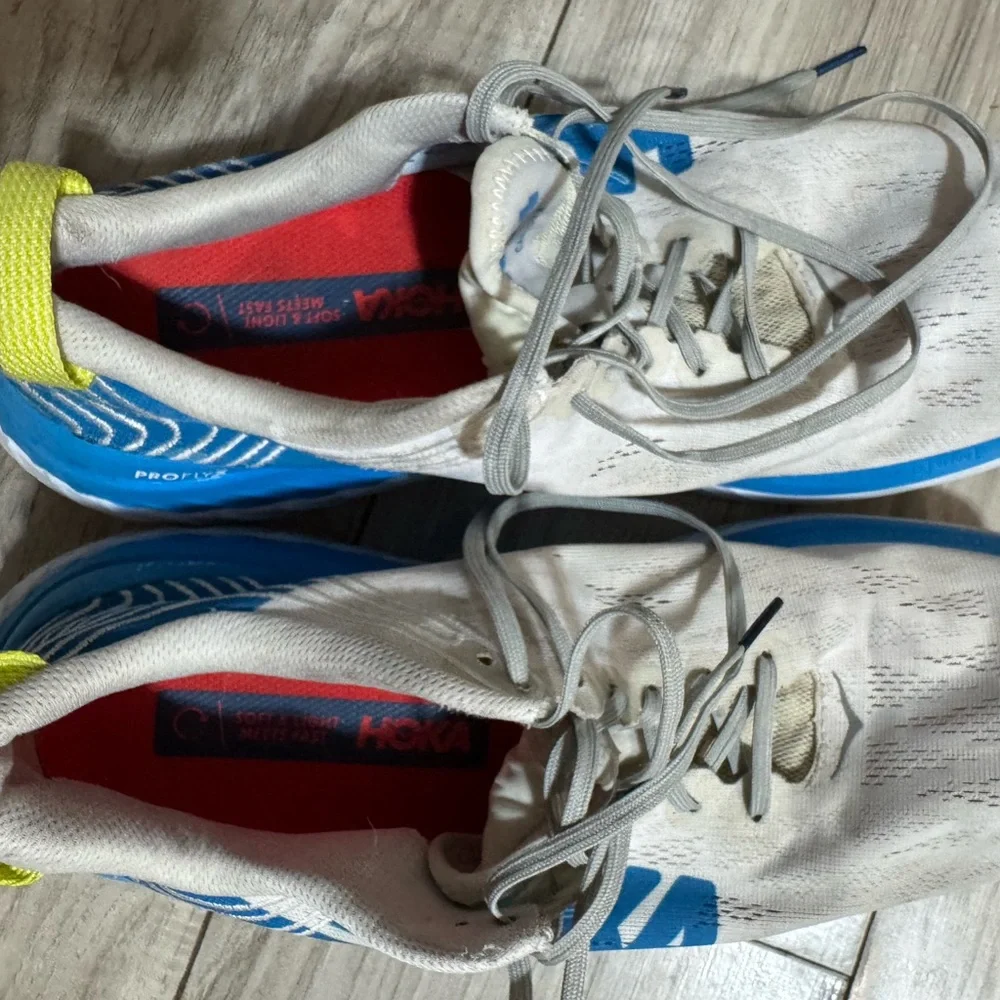 Hoka style casual